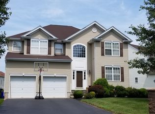 103 Timberhill Dr, Franklin Park, NJ 08823