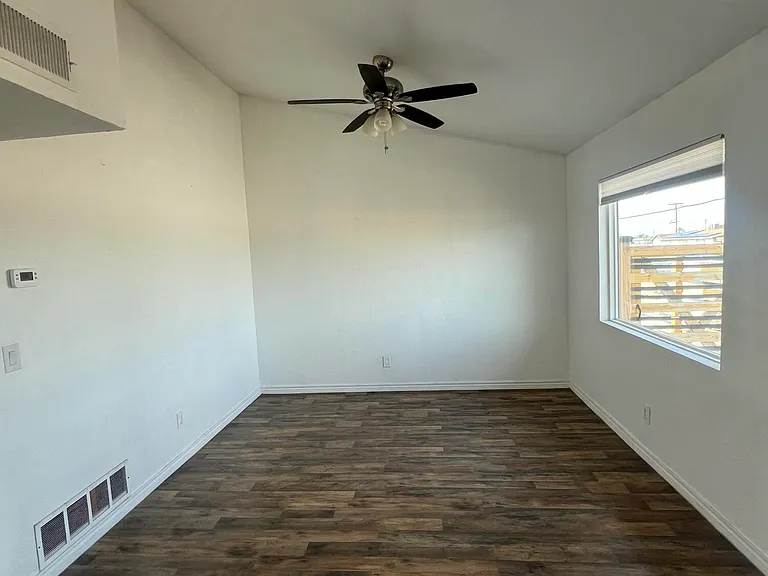 8609 Mercury St #B — Photo 5