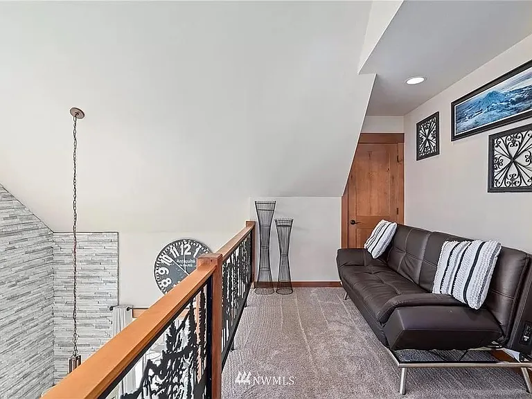 351 Dakota Heights Dr — Photo 18