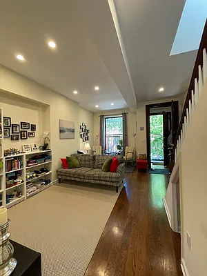 Rented by Compass | media 4