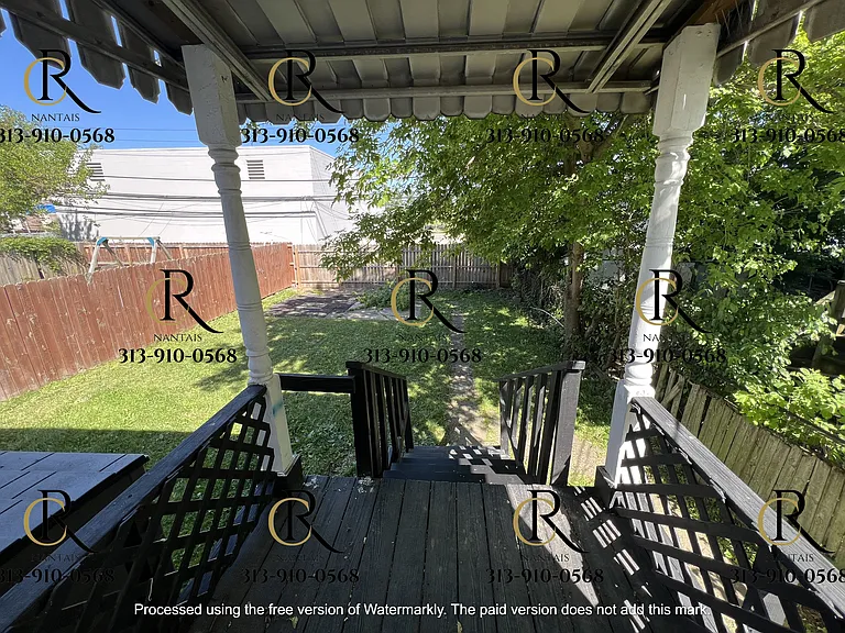 18571 Riverview St — Photo 10