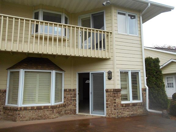 2nd image of 10 Augusta Pl