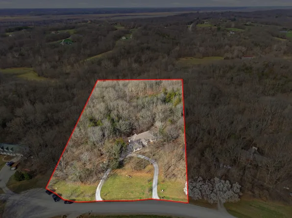 2615 S Lizzie Ln, Rocheport, MO 65279