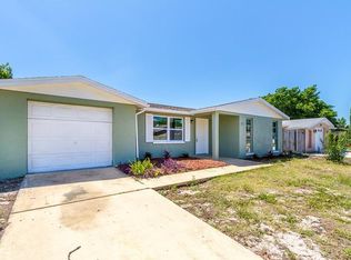 9235 Hunt Club Ln, Port Richey, FL 34668