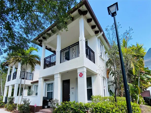 4676 Monarch Way, Pompano Beach, FL 33073