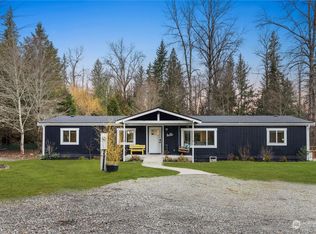 24242 SE 203rd St, Maple Valley, WA 98038