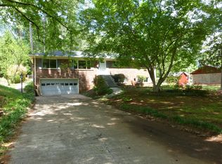 1801 Trophy Dr, Marietta, GA 30062