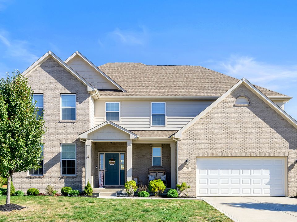 1st image of 1210 Stonehedge Way