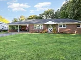 2693 Enterprise Rd, Lexington, NC 27295