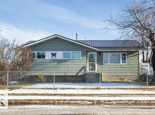 5035 51st St, Clyde, AB T0G0P0