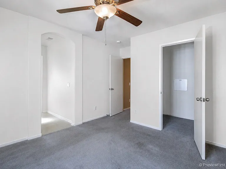 1433 Levant Ln #5 — Photo 9
