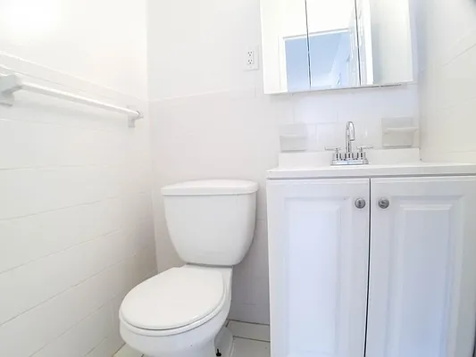 Rented by Area New York | media 19