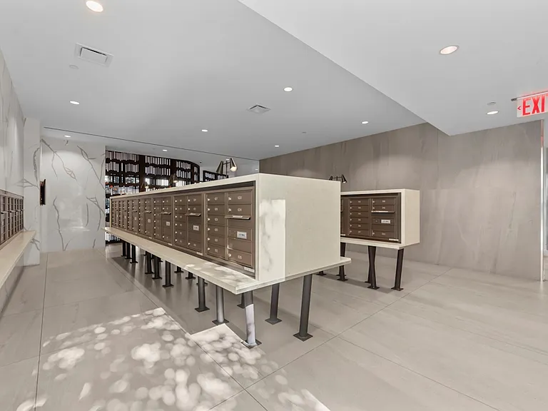 350 Clarkson Ave #513 — Photo 25