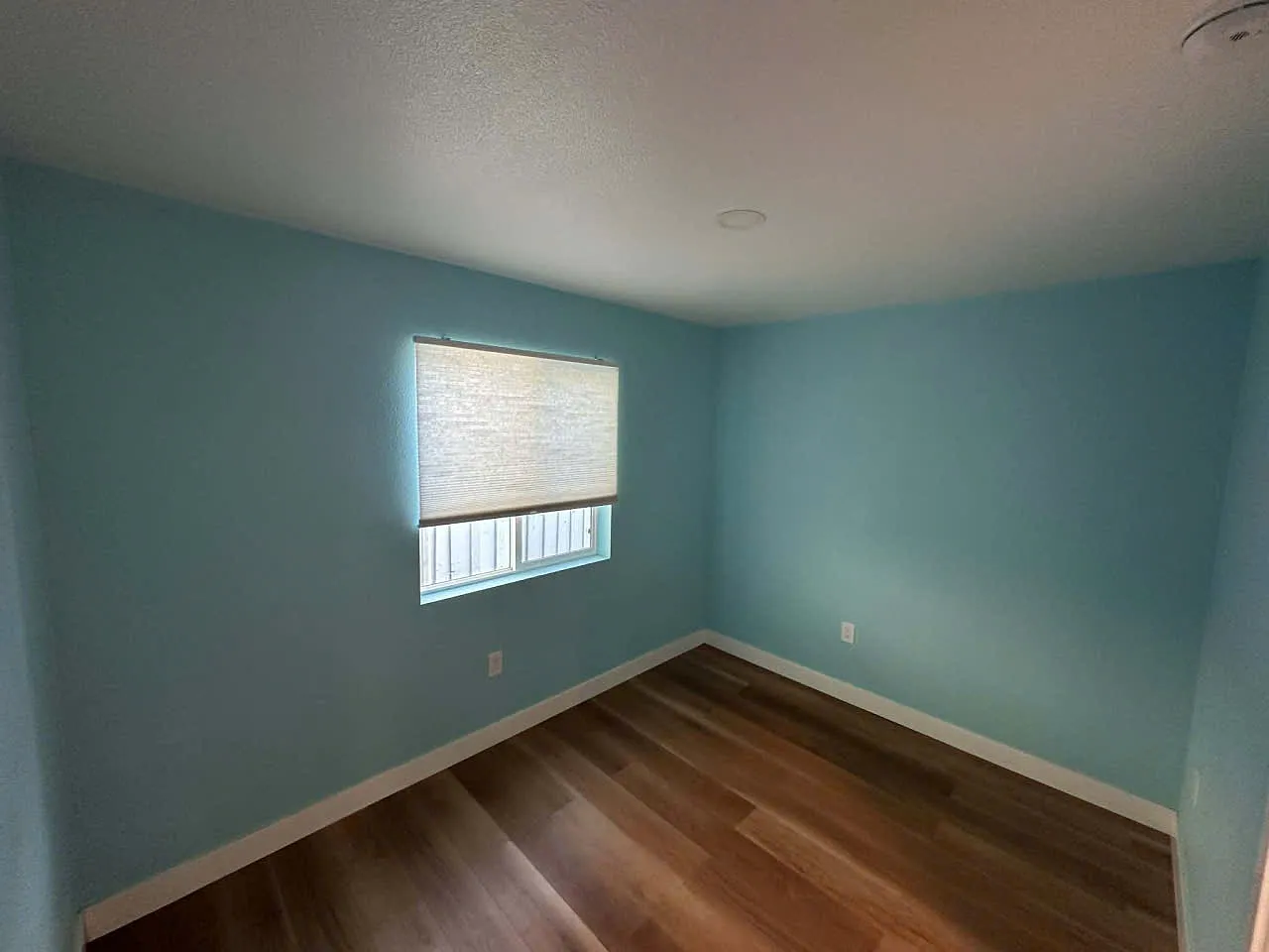 2 bed, 500 sqft, $2,800 — Photo 2