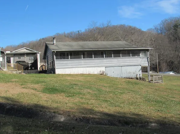 18124 Ridgeview Dr, Abingdon, VA 24211