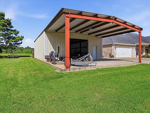4th image of 4655 Thacker Dr
