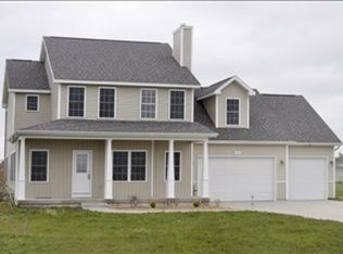 30693 Mission St, Paw Paw, MI 49079