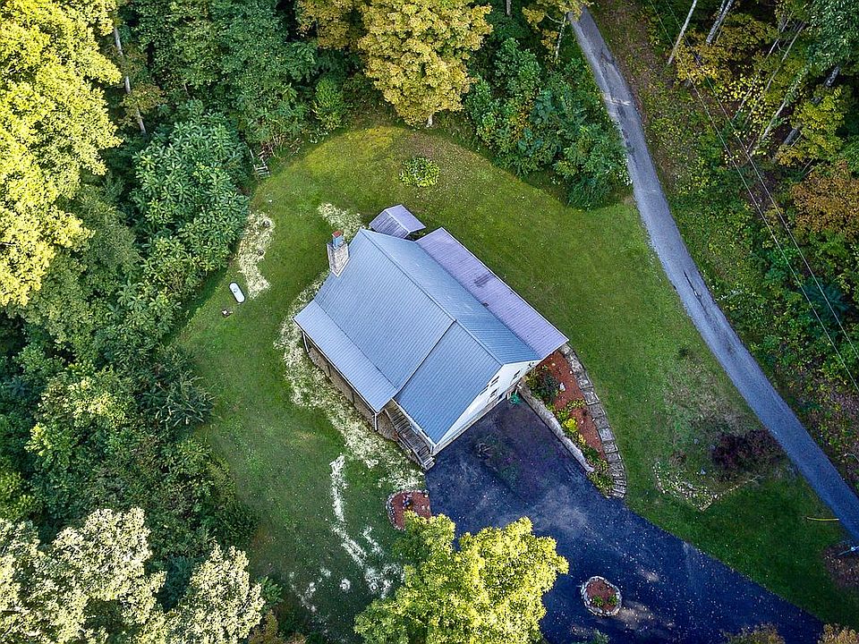 1st image of 189 Hagood Cir