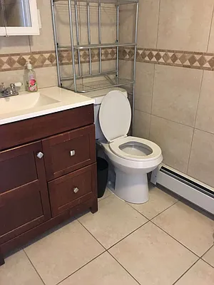 Rented by Metropolis International Realty Inc. | media 42