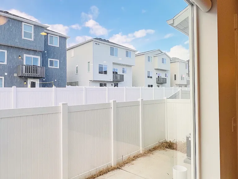 7223 N Hidden Loop Rd — Photo 17
