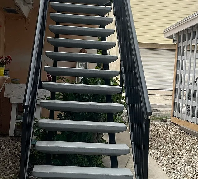 858 Missouri St #1/2 — Photo 1