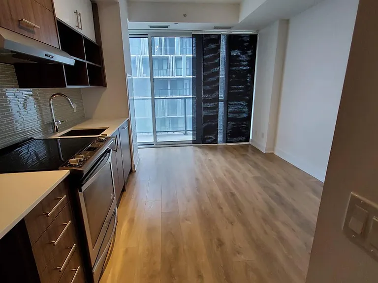 128 Fairview Mall Dr #1209 — Photo 6