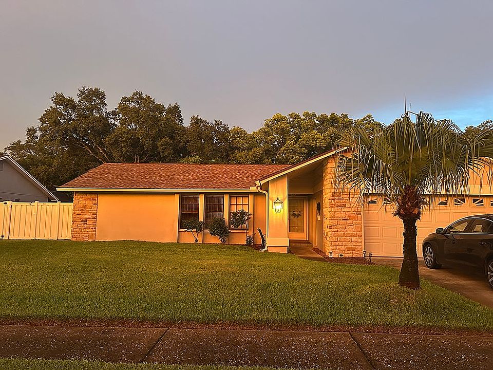 1st image of 809 Rustic Oaks Dr