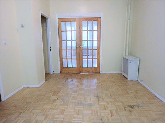 3rd image of 31-74 45th St #1