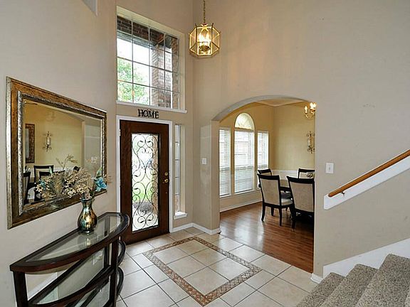 2nd image of 8522 Regalbrook Dr