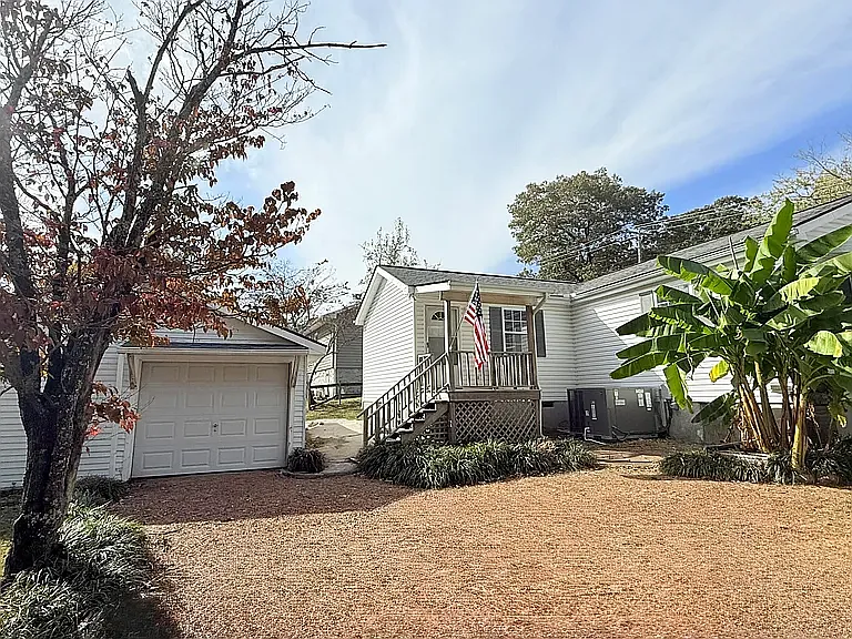 800 Poindexter Ave — Photo 31