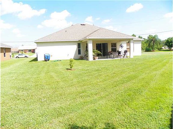 3rd image of 2310 Kent Circle