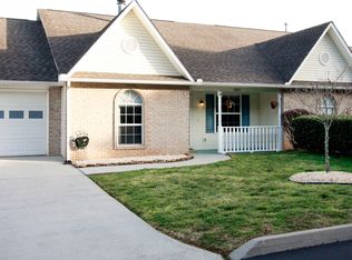 10015 Juneberry Way, Knoxville, TN 37932