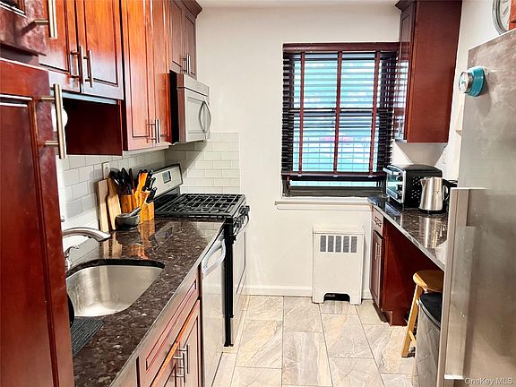 4th image of 1 E Mill Drive #2G
