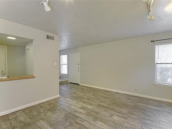 3rd image of 8418 Fathom Cir #C-301