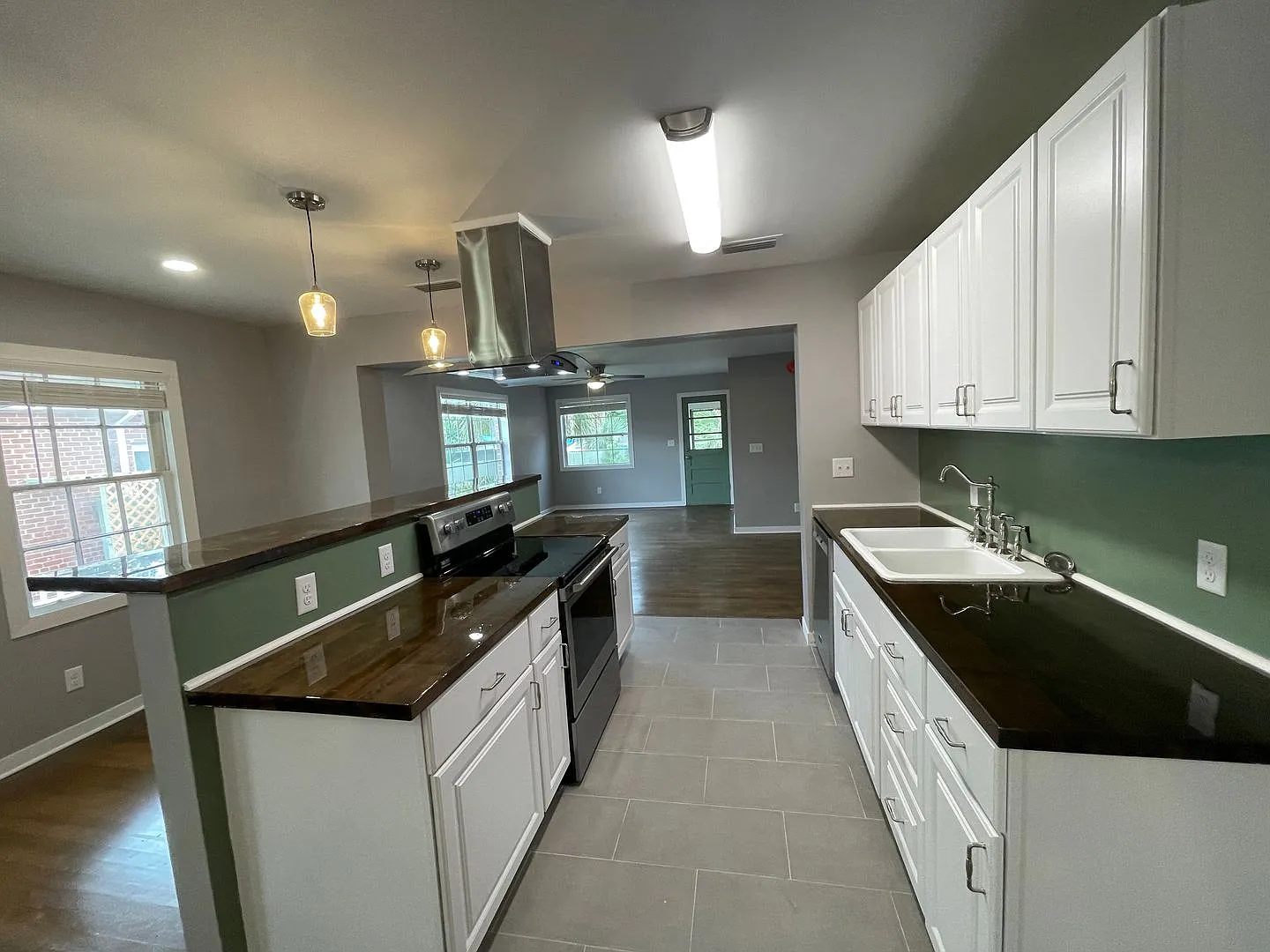 For Lease - 3 BR|2 BA in St. Andrews! — Photo 2