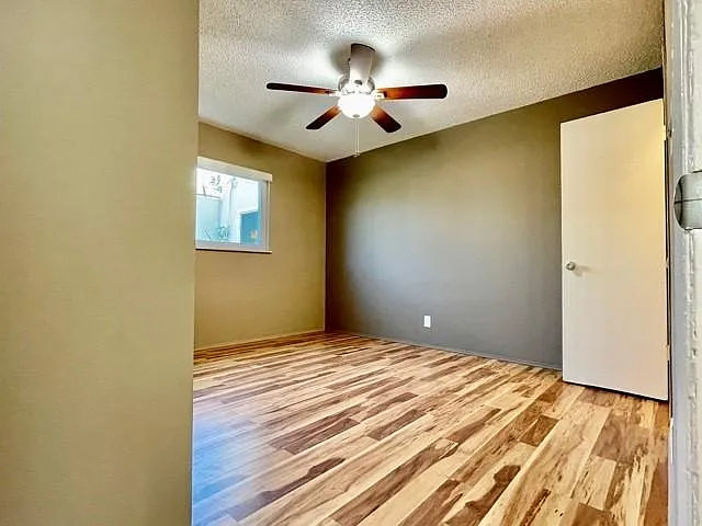 2964 Peppertree Ln — Photo 19