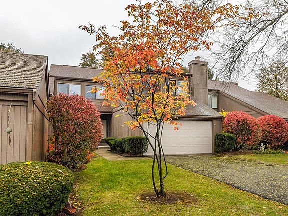 3rd image of 2094 Brookhurst Ave #C