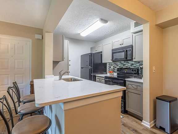 5th image of 2504 SE Anchorage Cv APT G-2