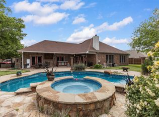 4404 Cluster Oak Ct, Granbury, TX 76049