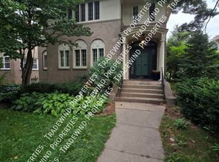 1501 Summit Ave #B, Saint Paul, MN 55105