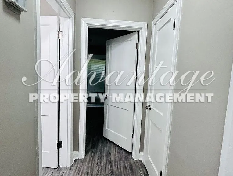 847 Ayers St — Photo 7