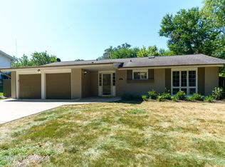 21W305 Audubon Rd, Lombard, IL 60148