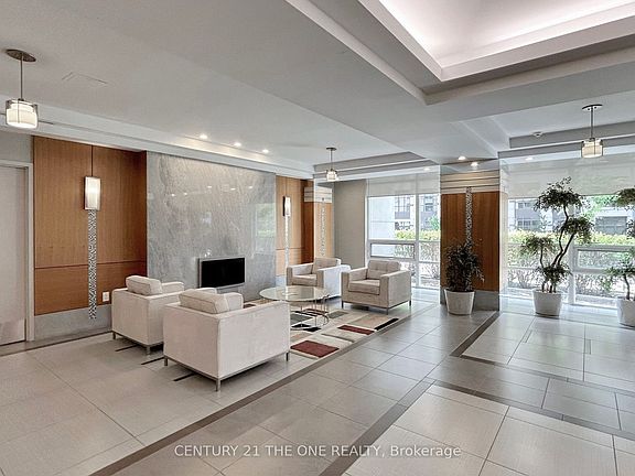 3rd image of 30 Clegg Rd #Lph9