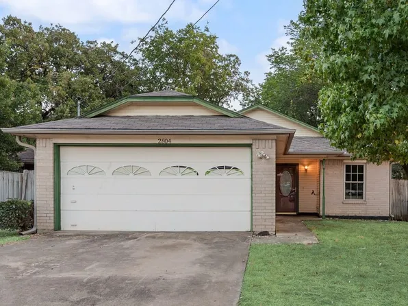 2804 Weston Dr, Denton, TX 76209