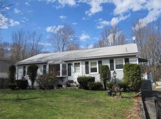 453 Patriots Rd, Templeton, MA 01468