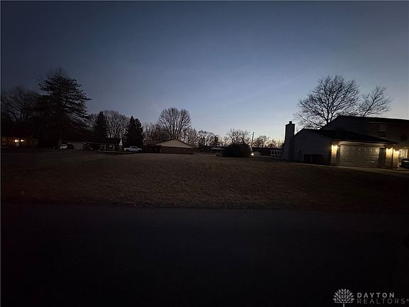 5th image of 7540 Tuscola Dr