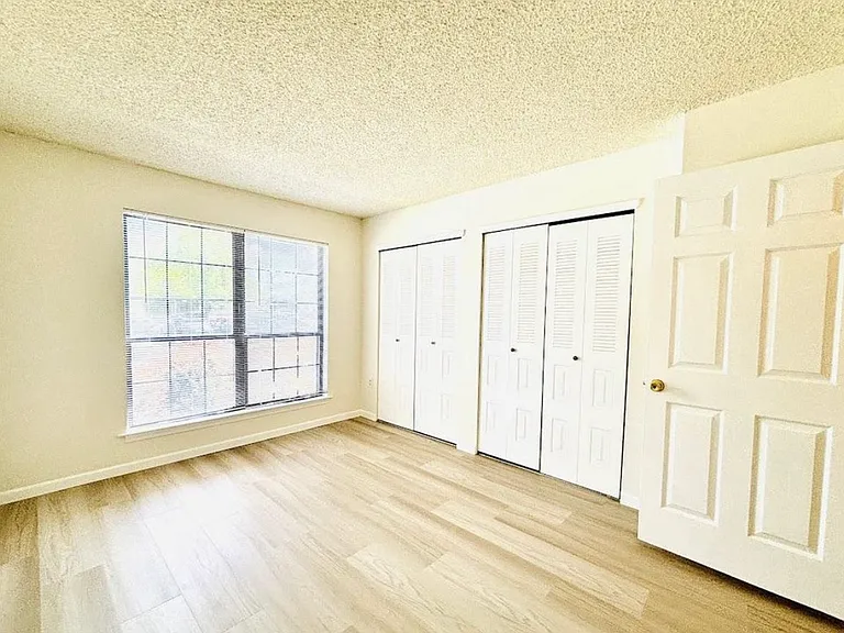 27 Joyner Ct — Photo 8