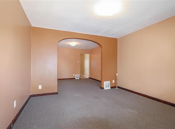 2nd image of 762 Pardella Ave