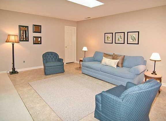 4th image of 9219 N Golden Leaf Way