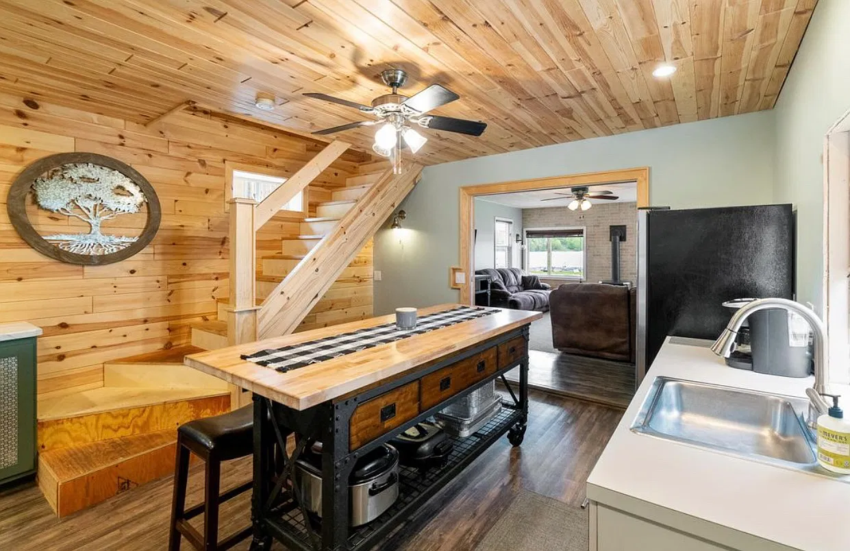 13060 Silver Lake Resort Rd — Photo 1